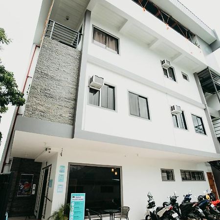 Kingswick Residences & Lodge Dumaguete City ภายนอก รูปภาพ