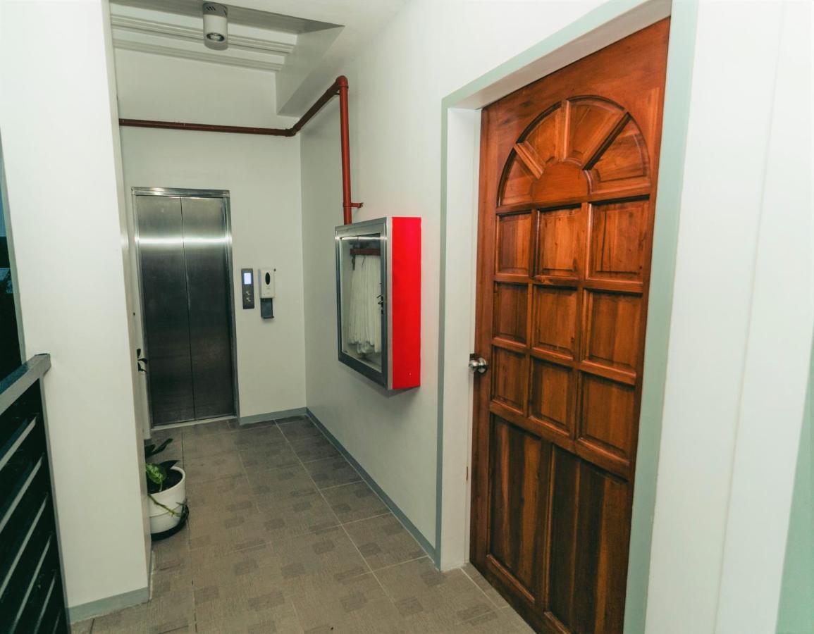 Kingswick Residences & Lodge Dumaguete City ภายนอก รูปภาพ