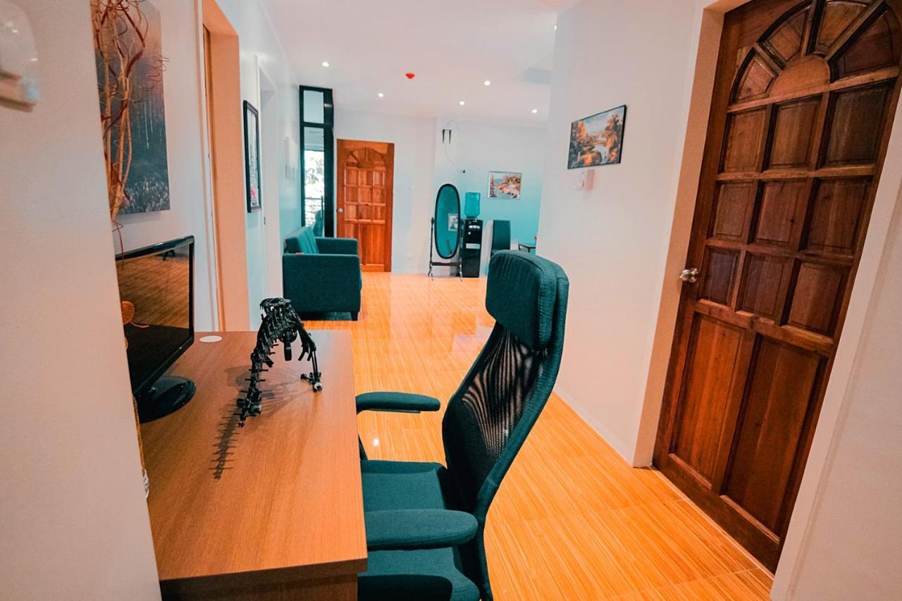 Kingswick Residences & Lodge Dumaguete City ภายนอก รูปภาพ