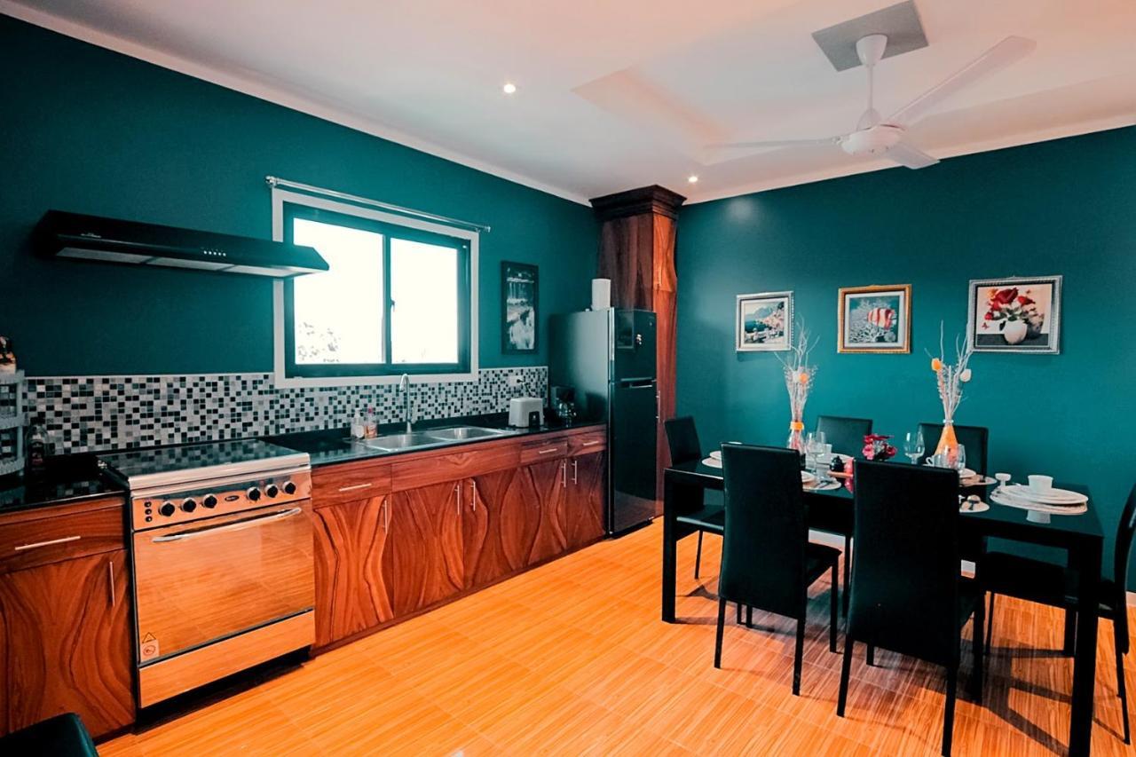Kingswick Residences & Lodge Dumaguete City ภายนอก รูปภาพ